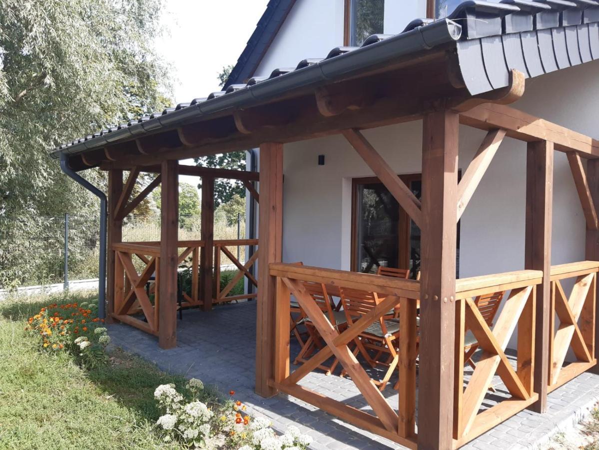 Apartamenty I Domki Mierzeja Sztutowo Exterior photo